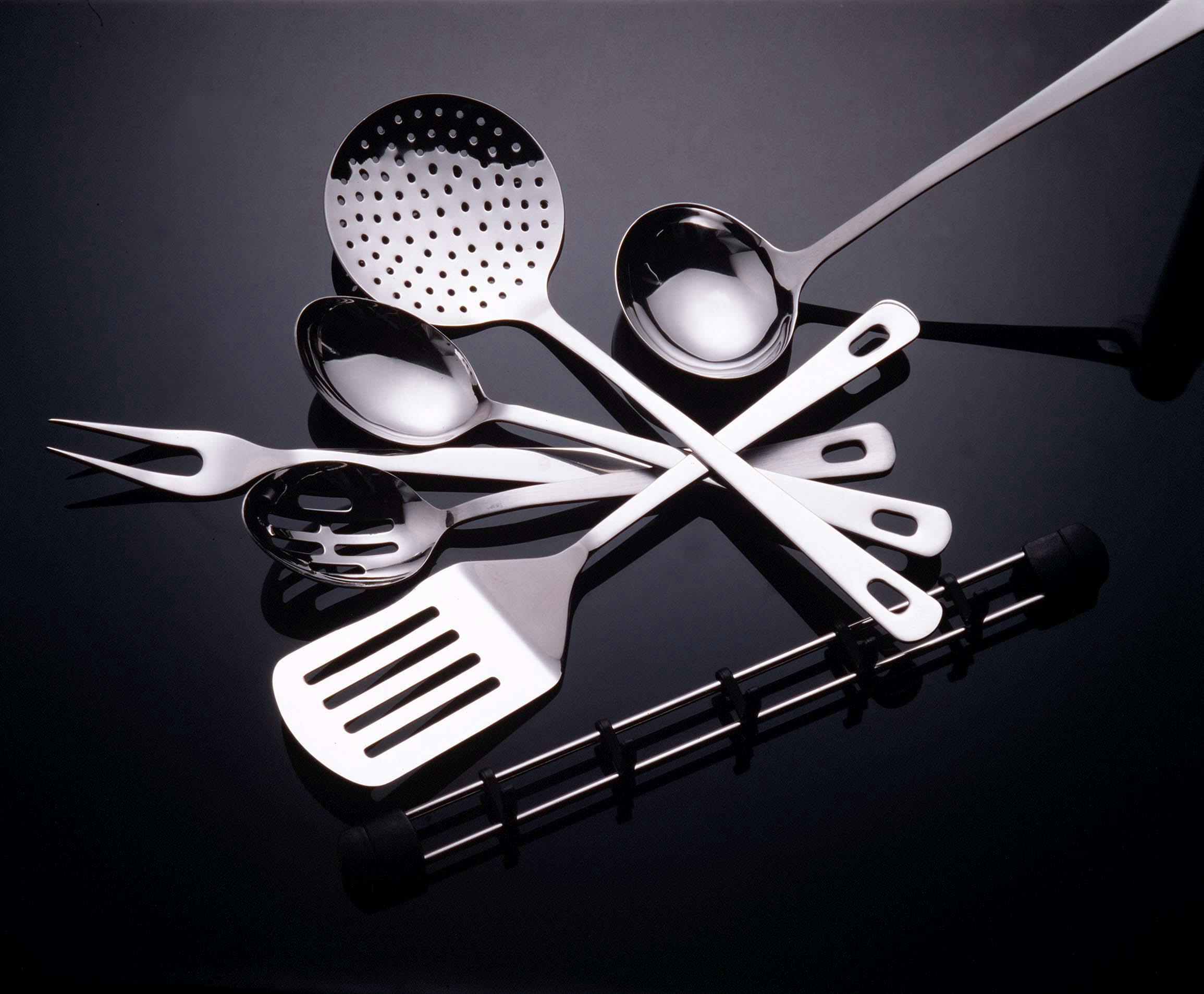 Different Kitchen Tools used in daily kitchen tasks
